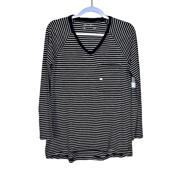 Eddie Bauer Tee Size Small V-neck Long Sleeve Stripes - Picture 9 of 9